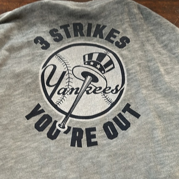 Pink Yankees crop sweatshirt - Picture 4 of 4
